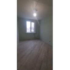 Продається розкішна, світла 4-кімнатна квартира.