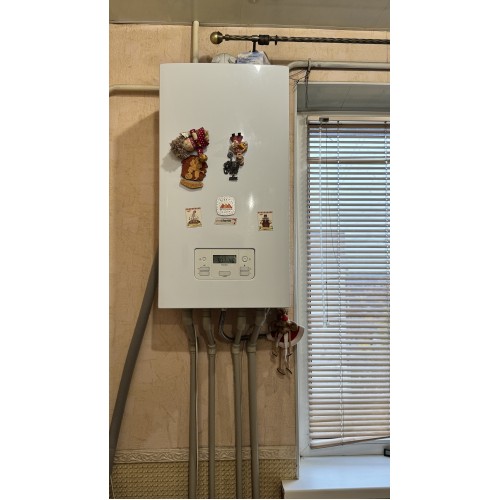 Продам 3 к.кв в центре города (рн Здоровье)