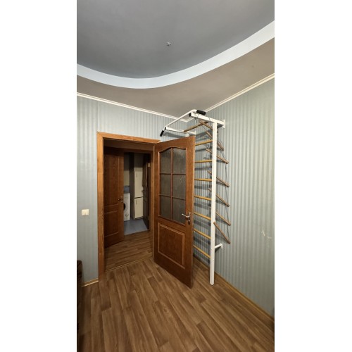 Продам 3 к.кв в центре города (рн Здоровье)