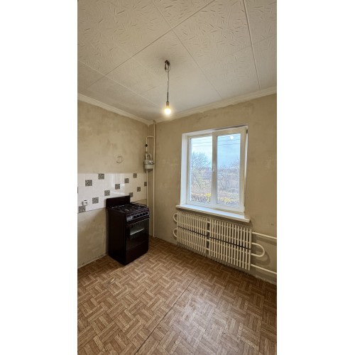 Продам 1 к.кв в Чугуеве , 2/5 эт