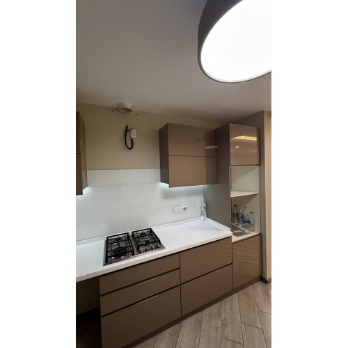 Продам шикарную 3 к.кв в Чугуеве (Авиатор)