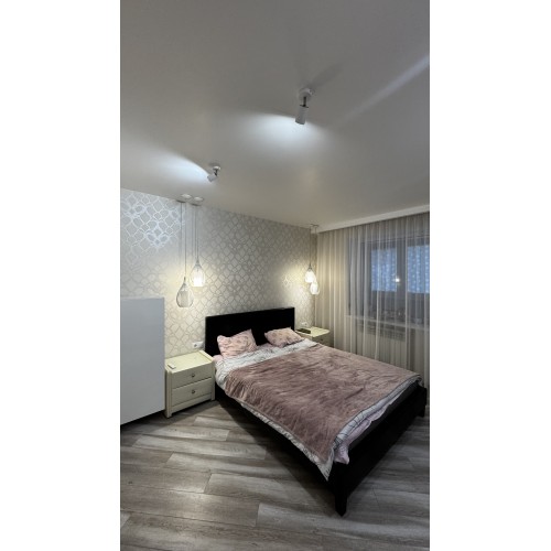 Продам шикарную 3 к.кв в Чугуеве (Авиатор)