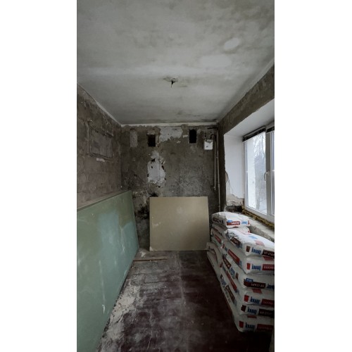 Продам 3 к.кв в центре города, общ.пл 61 кв.м