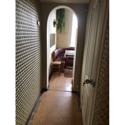 Продам 2 кімн. квартиру в с. Есхар, пл. 50,5 кв.м