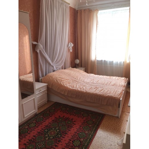 Продам 2 кімн. квартиру в с. Есхар, пл. 50,5 кв.м