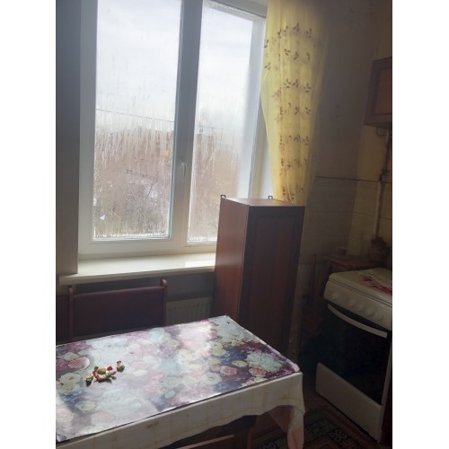 Продам 2 кімн. квартиру в с. Есхар, пл. 50,5 кв.м