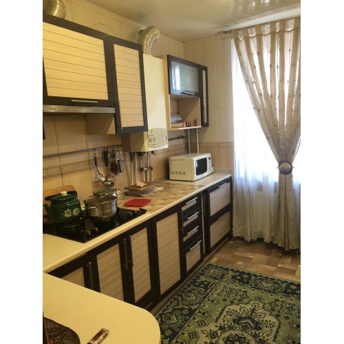 Продам 2 кімн. квартиру в с. Есхар, пл. 44,8 кв.м