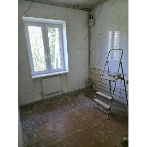 Продам 3 кімн. квартиру в с. Есхар, пл. 68,3 кв.м