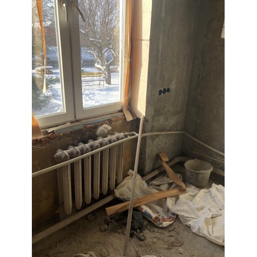 Продам 3 кімн. квартиру в с. Есхар, пл. 67 кв.м
