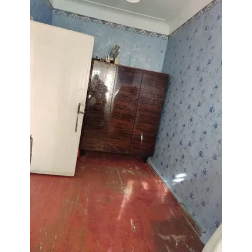 Продам в п. Эсхар 3 ком. квартиру