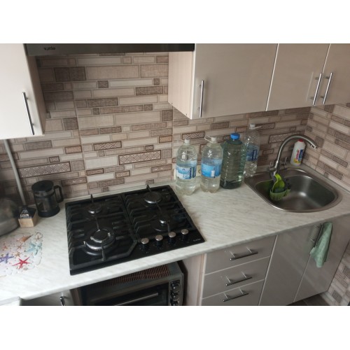 Продам 3 кімн. квартиру в с. Малинівка, 1/5