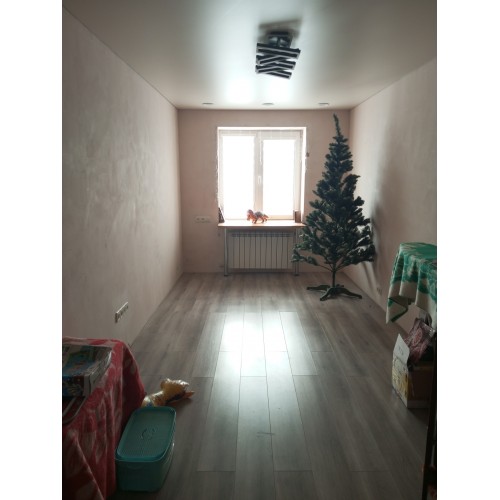 Продам 3 кімн. квартиру в с. Малинівка, 1/5