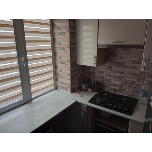Продам 3 кімн. квартиру в с. Малинівка, 1/5