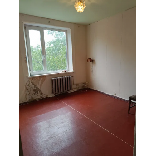 2 кімн. кв-ра в центрі м. Чугуїв