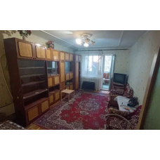3-кімн. кв-ра 72 м² у центрі Чугуєва, Харківська 104
