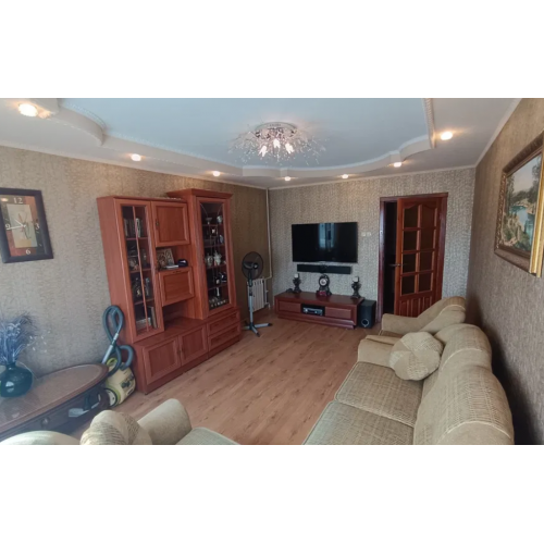 3 ккв пл. 75 кв.м, Чугуев, 6/9, Авиатор