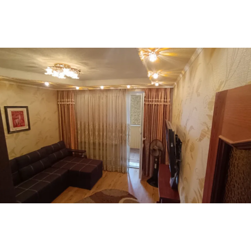 3 ккв пл. 75 кв.м, Чугуев, 6/9, Авиатор