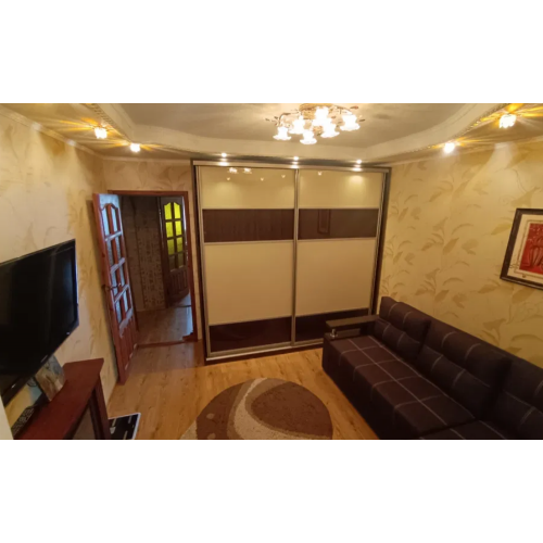 3 ккв пл. 75 кв.м, Чугуев, 6/9, Авиатор