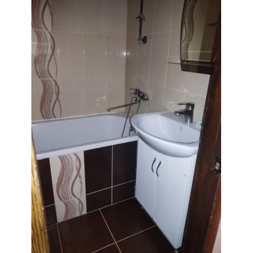 3 кімн. квартира, м. Чугуїв