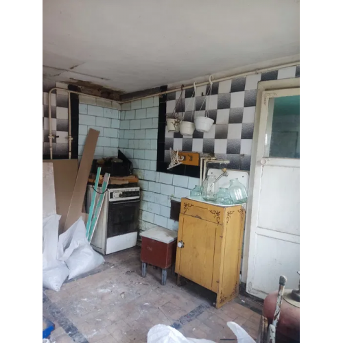 Добротний будинок у Чугуєві, недалеко річка