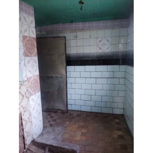 Добротний будинок у Чугуєві, недалеко річка