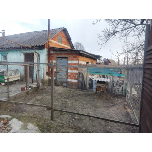 Добротний будинок у Чугуєві, недалеко річка
