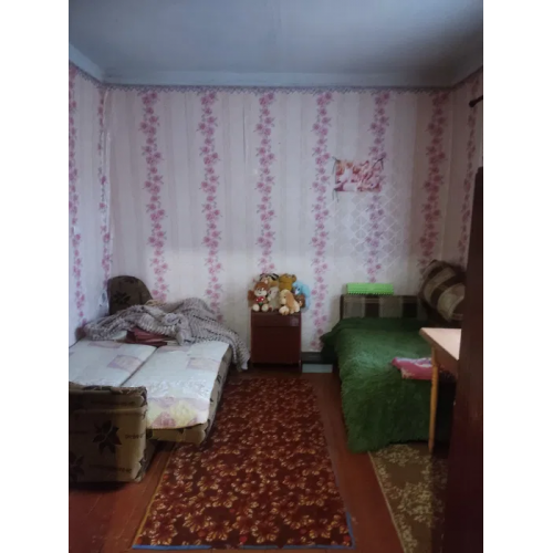 Добротний будинок у Чугуєві, недалеко річка