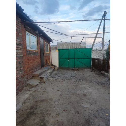 Добротний будинок у Чугуєві, недалеко річка