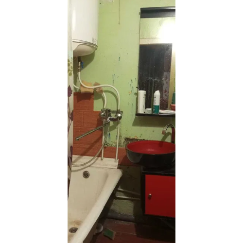 Продам 2 ком.кв.в Чугуєві (Башкирівка)