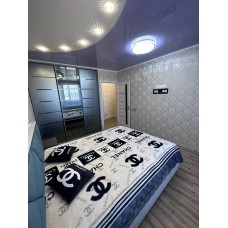Продам 3-х кімнатну квартиру в абсолютному центрі міста