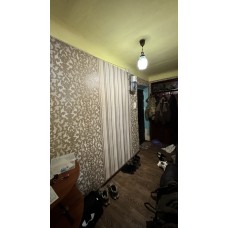 Продам 1 ккв у ЧУГУЄВІ ( центр )